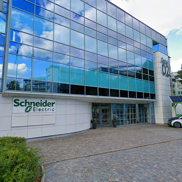 Schneider-building-Solna-square